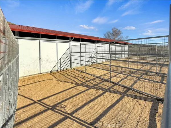 $6,900,000 | 1990 East 46th, Shandon, CA 93461