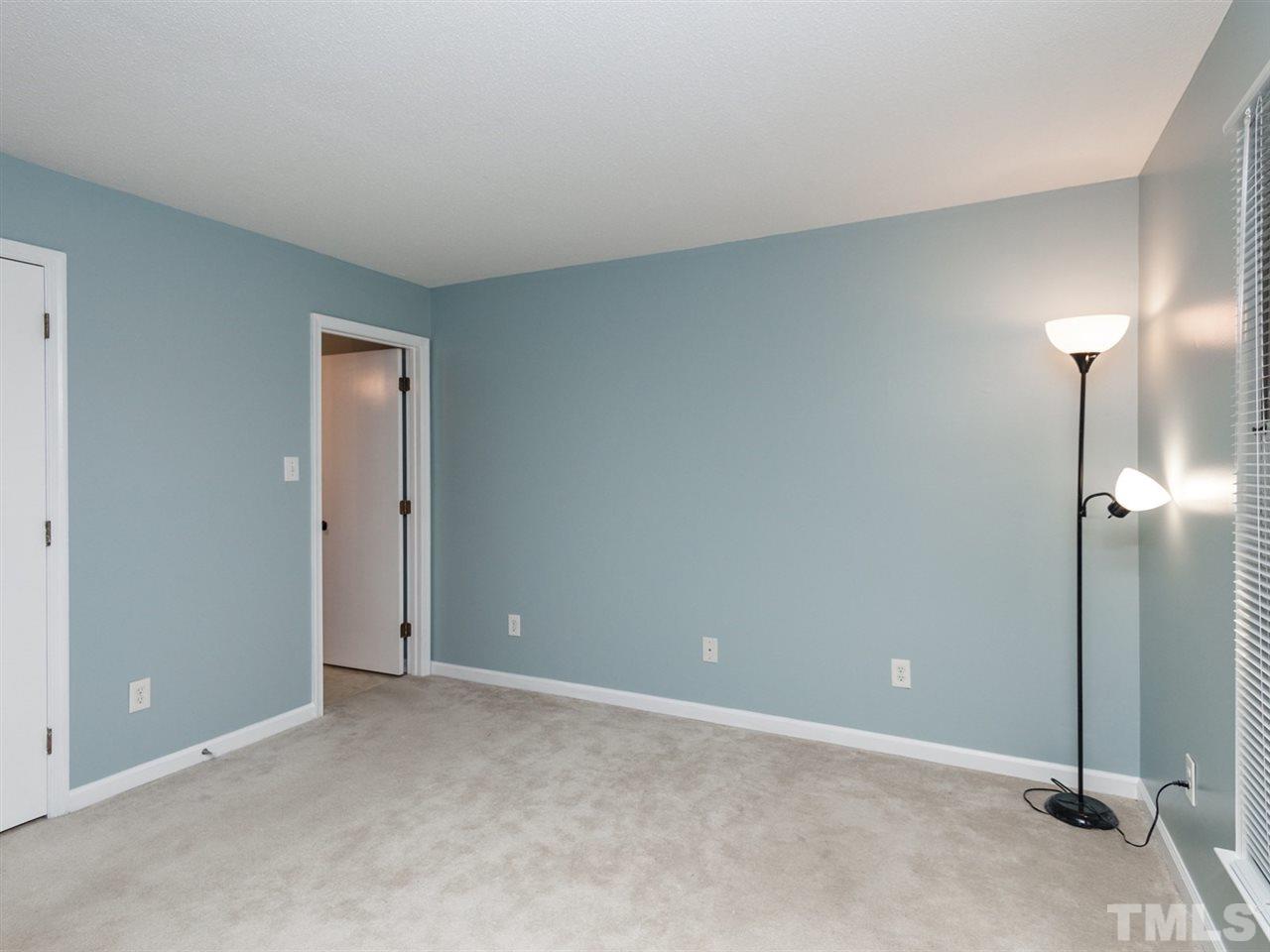 3323 Mill Run Raleigh, NC 27612 - Photo 15 of 25