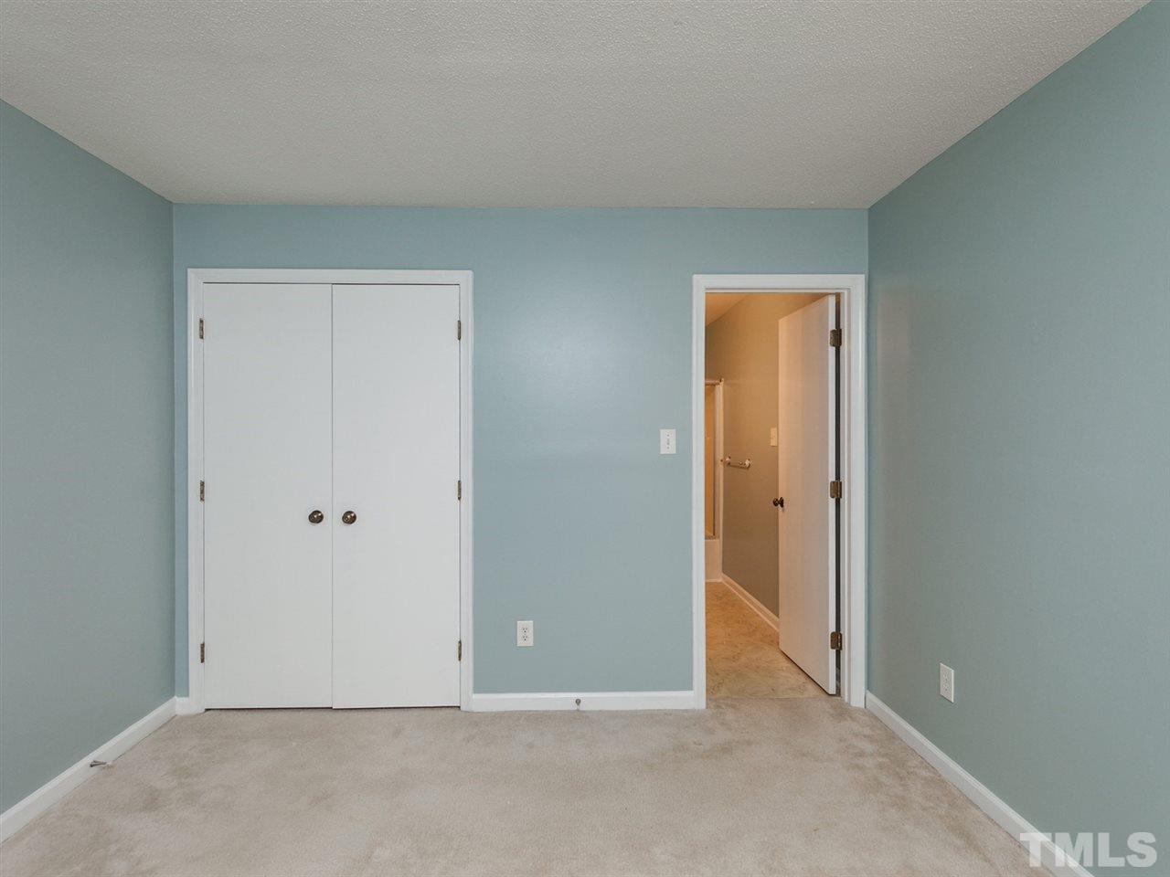 3323 Mill Run Raleigh, NC 27612 - Photo 16 of 25