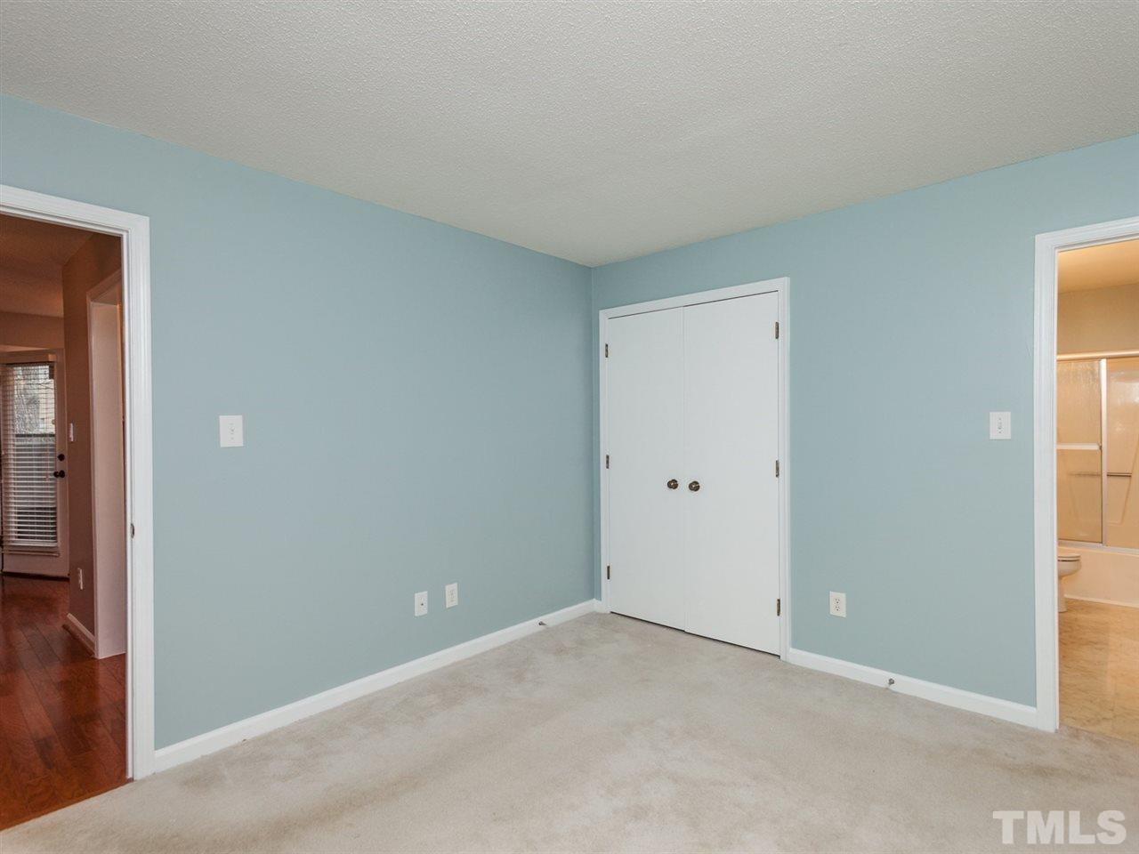 3323 Mill Run Raleigh, NC 27612 - Photo 17 of 25
