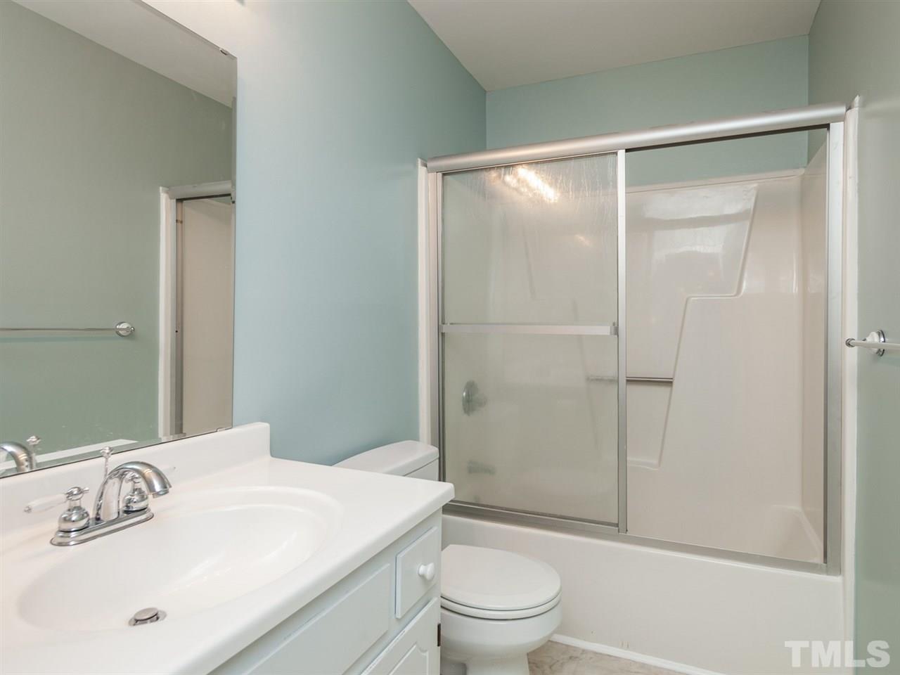 3323 Mill Run Raleigh, NC 27612 - Photo 19 of 25