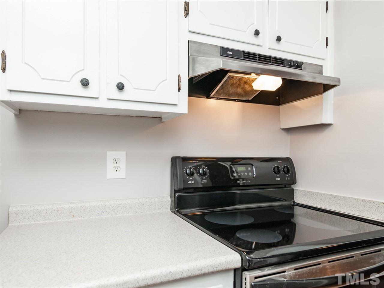 3323 Mill Run Raleigh, NC 27612 - Photo 5 of 25