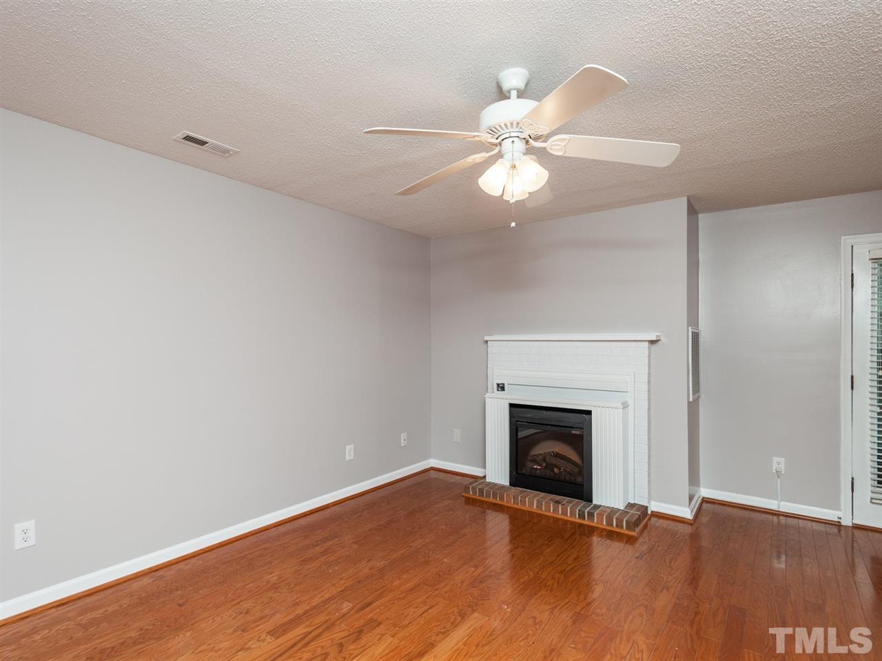 3323 Mill Run Raleigh, NC 27612 - Photo 6 of 25