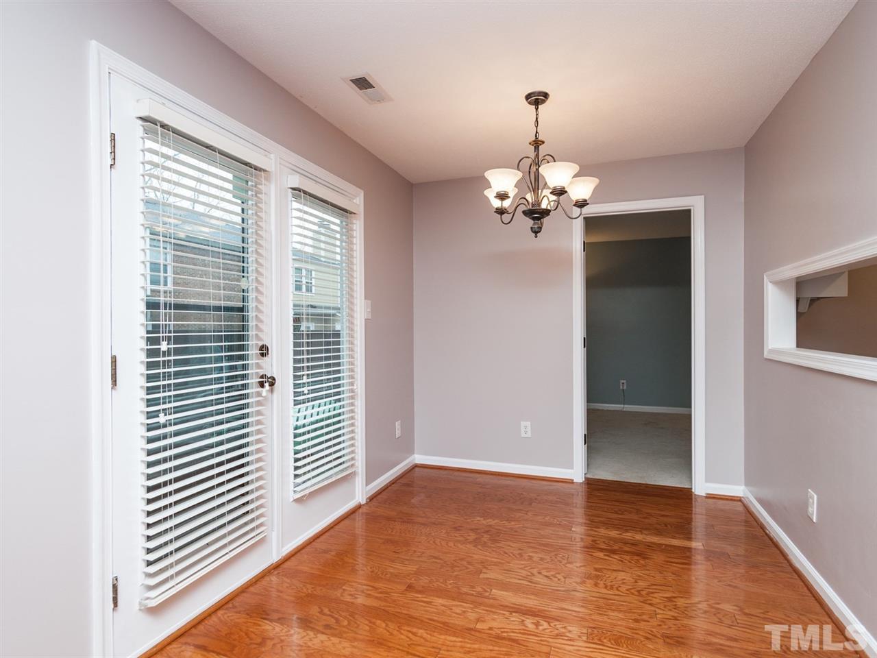 3323 Mill Run Raleigh, NC 27612 - Photo 7 of 25