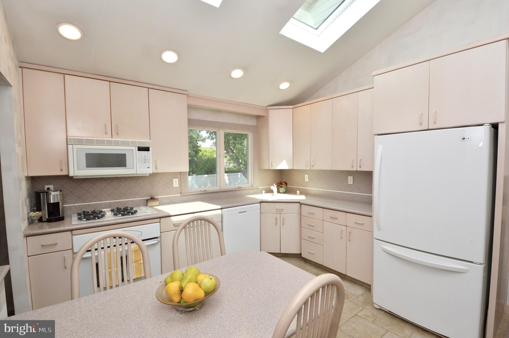 1 Ramsgate Road Cherry Hill, NJ 08003 - Photo 9 of 20