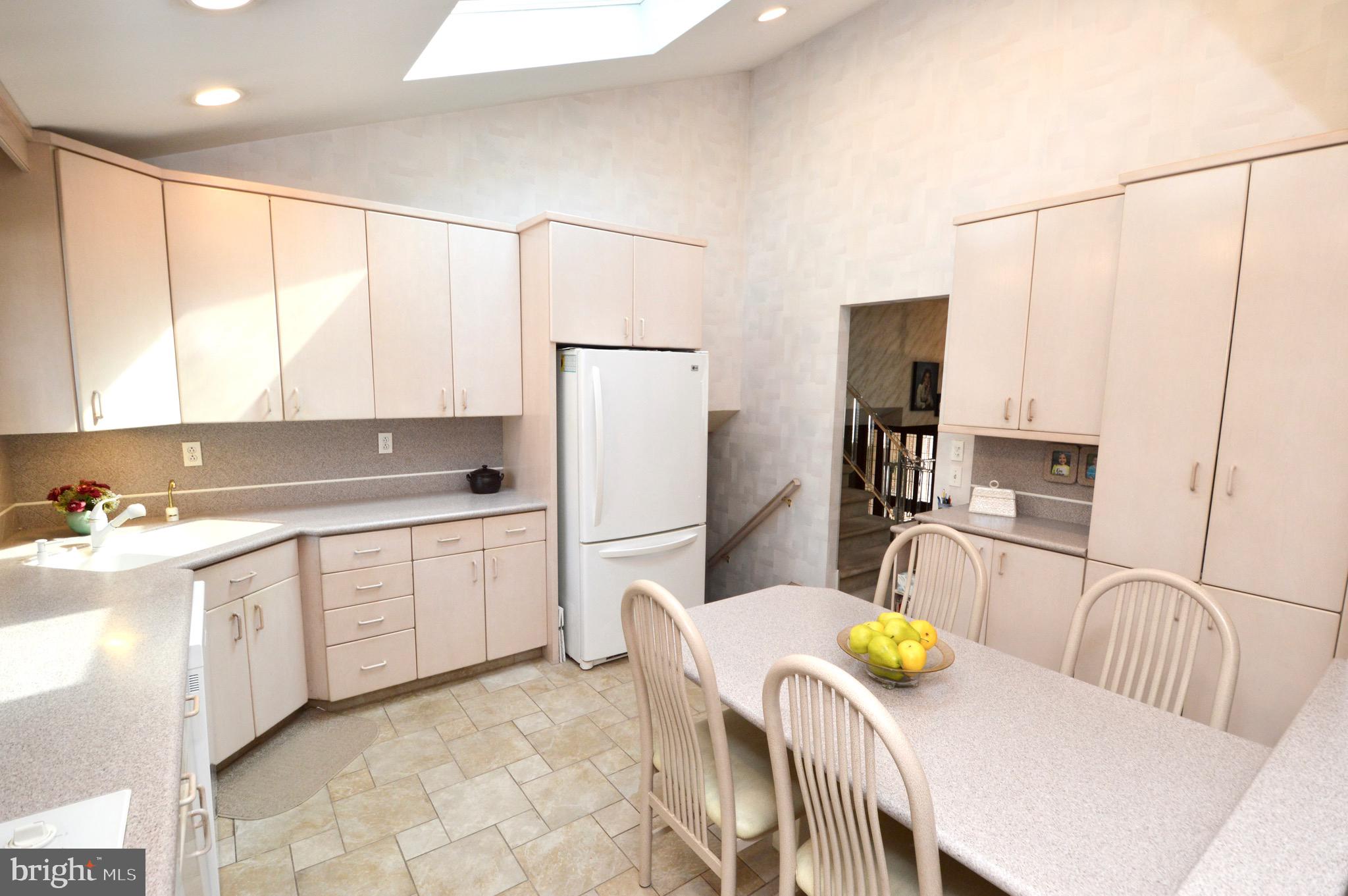 1 Ramsgate Road Cherry Hill, NJ 08003 - Photo 10 of 20