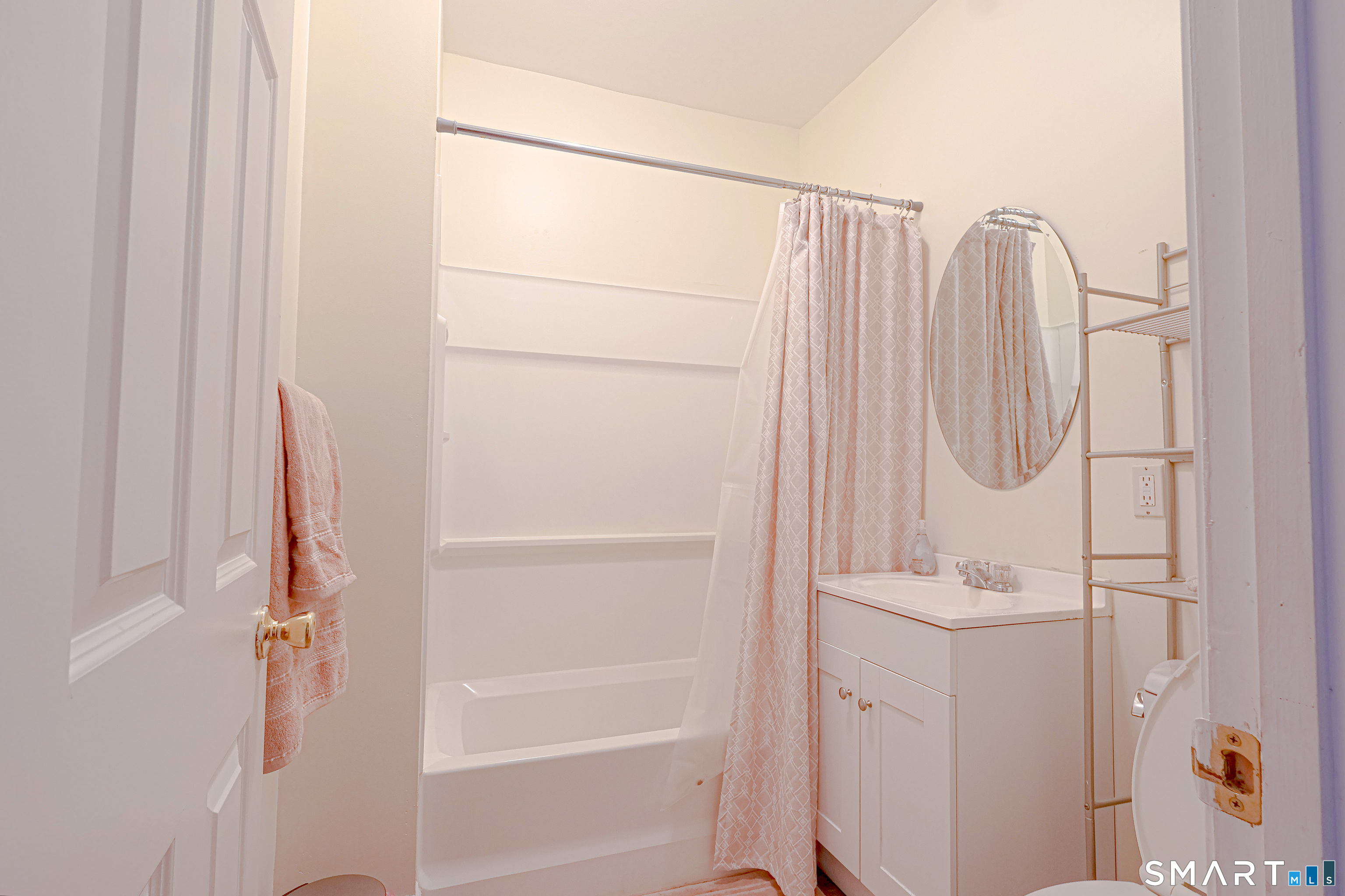 108 Belden Street New Britain, CT 06051 - Photo 16 of 19