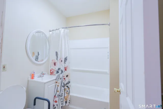 $650,000 | 108 Belden Street, New Britain, CT 06051