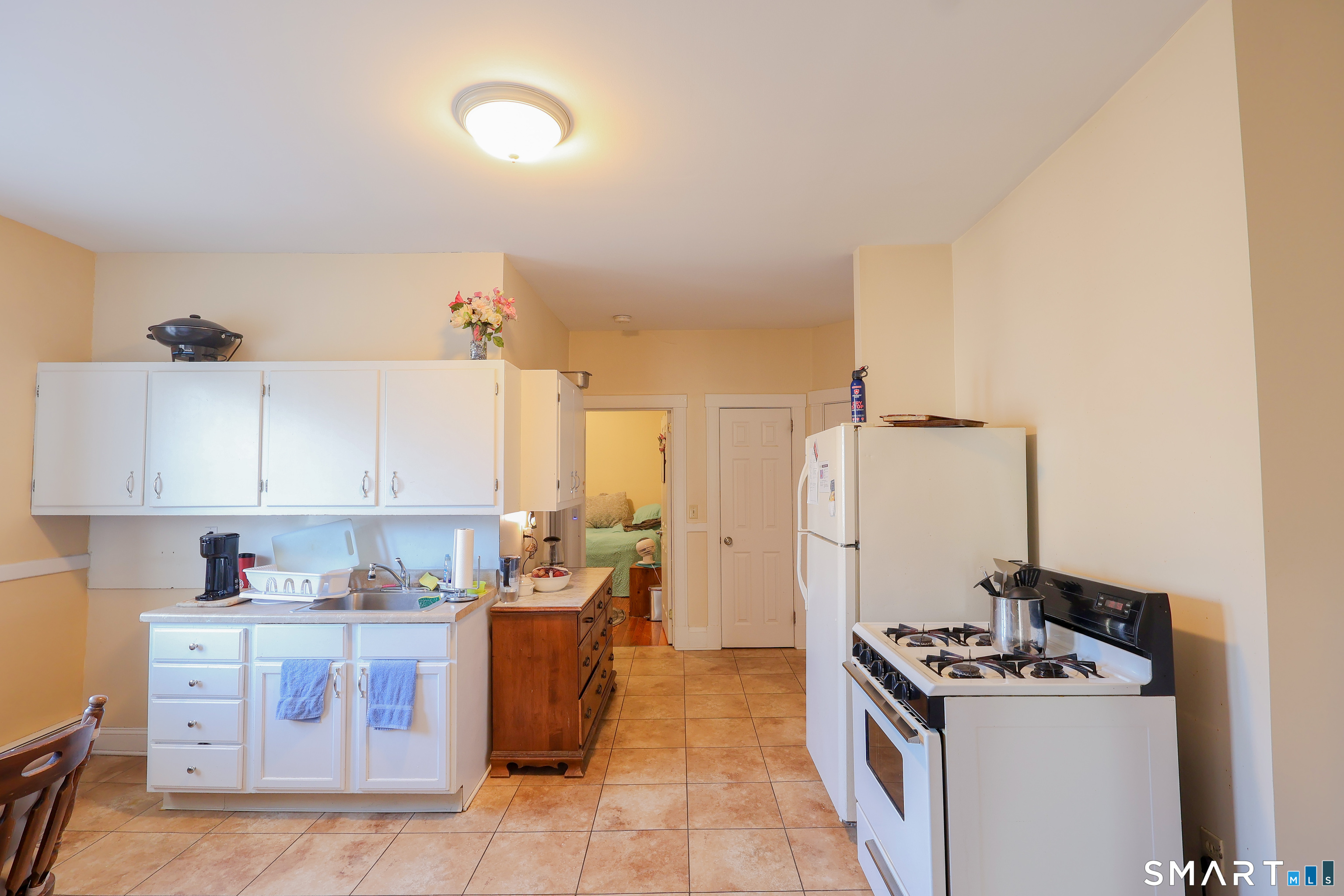 108 Belden Street New Britain, CT 06051 - Photo 8 of 19