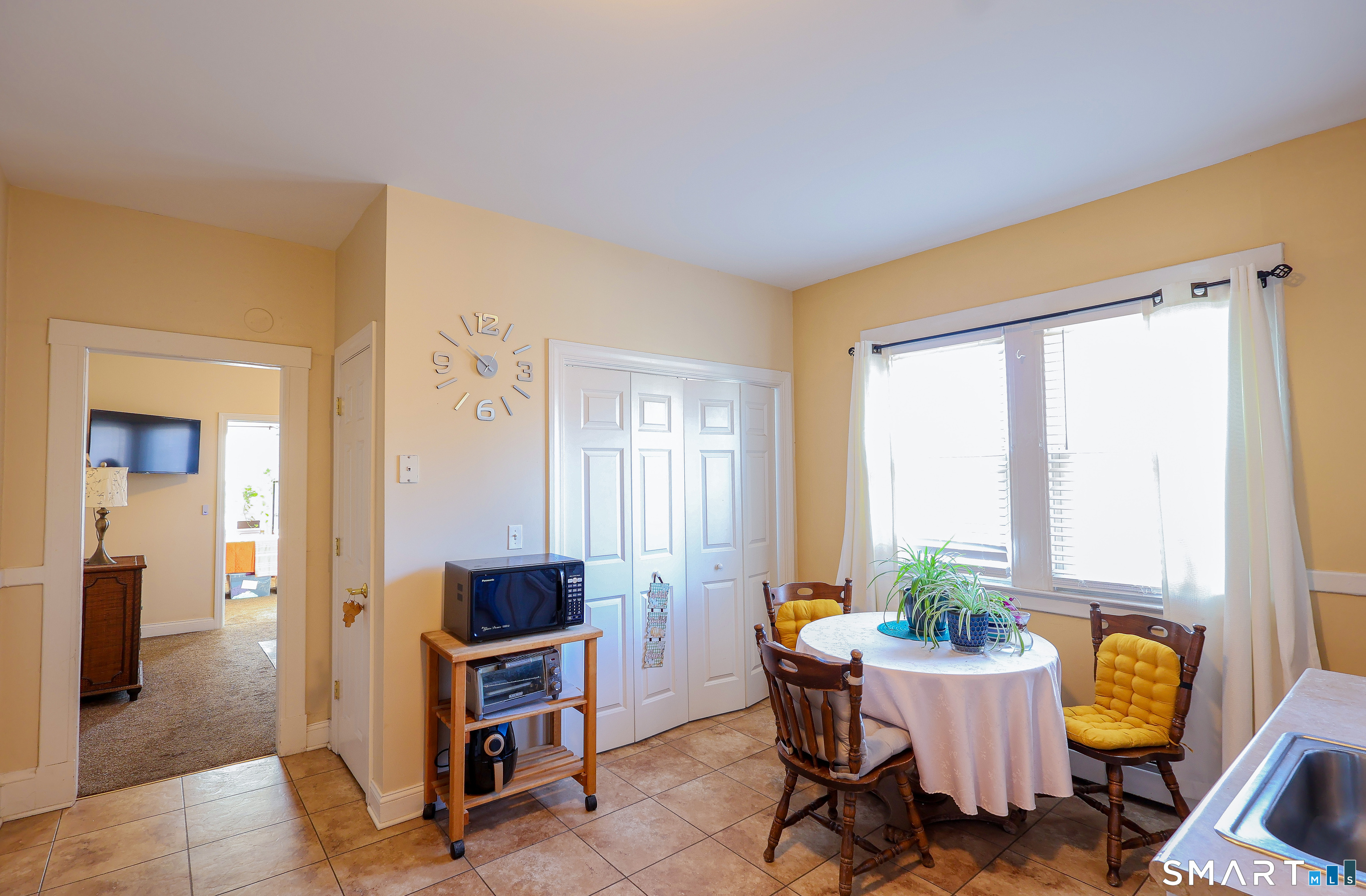 108 Belden Street New Britain, CT 06051 - Photo 9 of 19