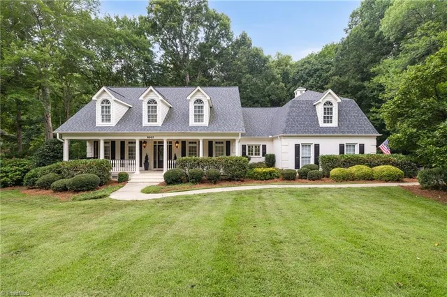 $759,900 | 6007 Morganshire Drive, Summerfield, NC 27358