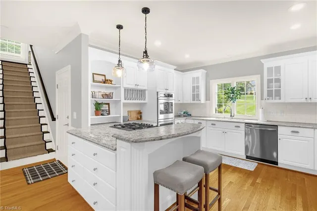 $759,900 | 6007 Morganshire Drive, Summerfield, NC 27358