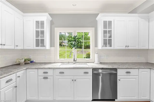 $759,900 | 6007 Morganshire Drive, Summerfield, NC 27358