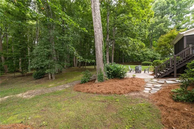$759,900 | 6007 Morganshire Drive, Summerfield, NC 27358