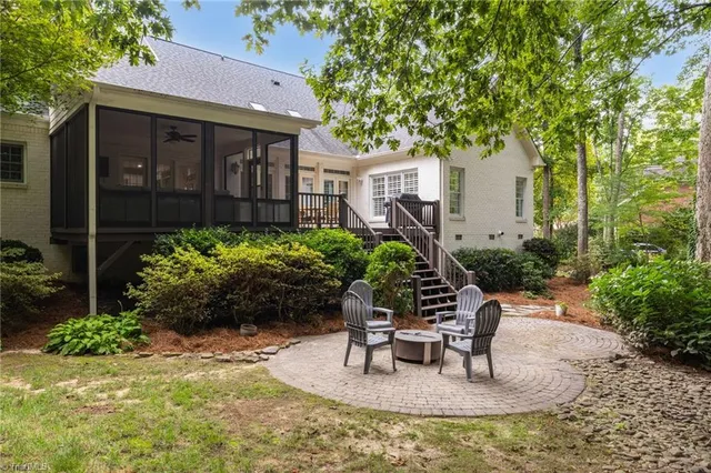 $759,900 | 6007 Morganshire Drive, Summerfield, NC 27358