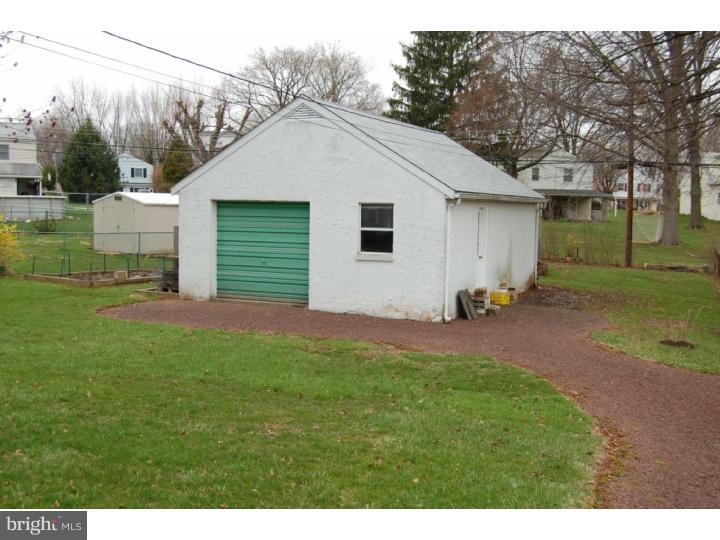818 Swartley Road Lansdale, PA 19446 - Photo 11 of 18 Garage