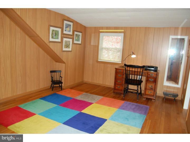 818 Swartley Road Lansdale, PA 19446 - Photo 13 of 18 Bedroom - Main