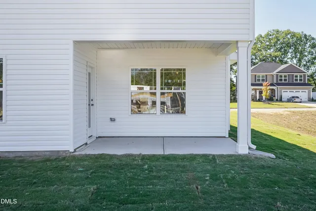 $355,550 | 179 New Twin Br Court, Smithfield, NC 27577