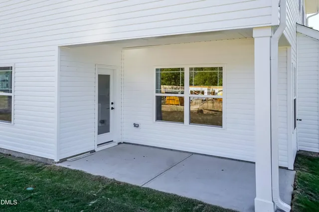 $355,550 | 179 New Twin Br Court, Smithfield, NC 27577