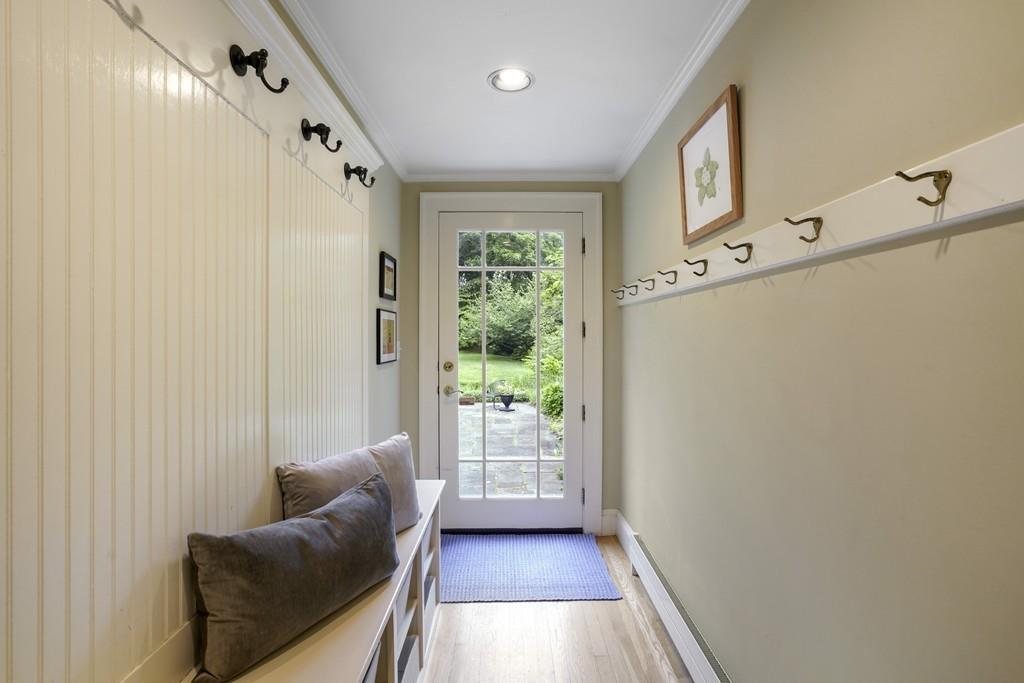 32 Vine Brook Road Lexington, MA 02421 - Photo 13 of 36