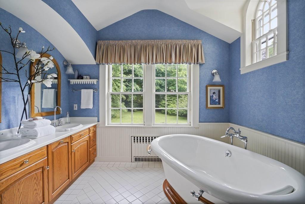 32 Vine Brook Road Lexington, MA 02421 - Photo 19 of 36