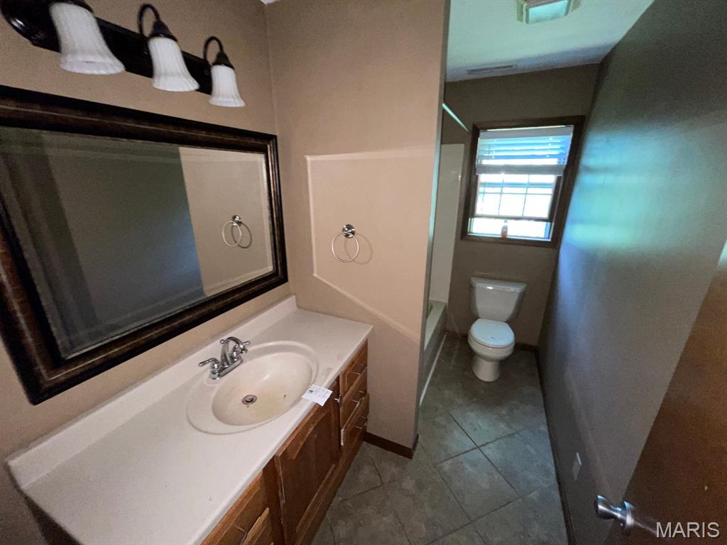 4441 Old Caseyville Road Belleville, IL 62223 - Photo 20 of 30
