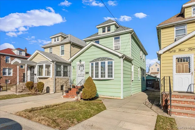 $729,000 | 89-13 213th Street | Queens Village