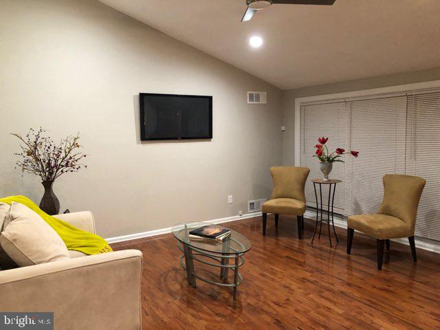 2826 Hillsdale Road Baltimore, MD 21207 - Photo 4 of 13 Gallery Image 4