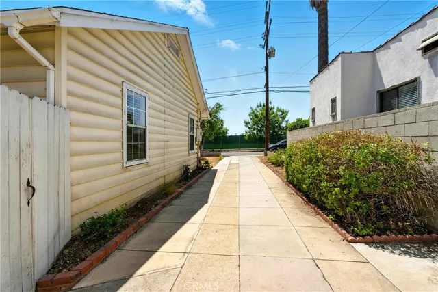 $999,000 | 1156 Concord Street, Glendale, CA 91202