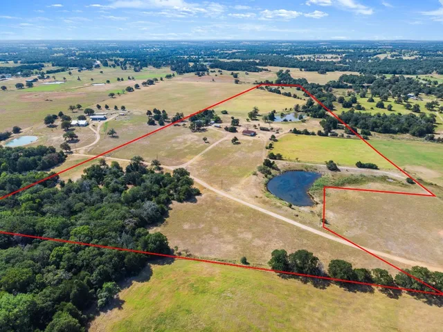 $915,000 | 1099 Private Road 1061, Paige, TX 78659