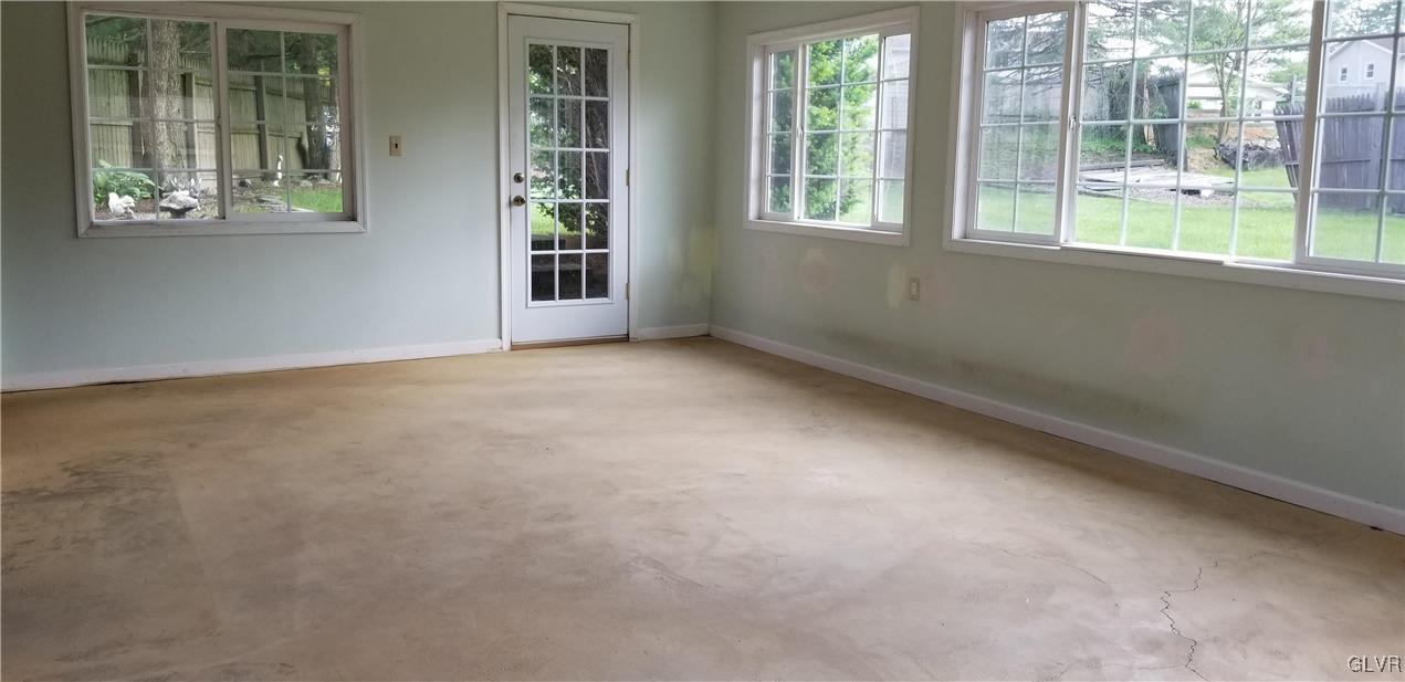 501 Mountain View Road Nazareth, PA 18064 - Photo 3 of 19 Gallery Image 3