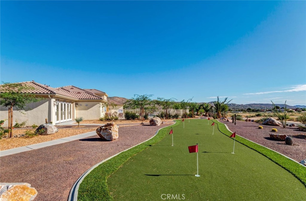 7397 Village Way Yucca Valley, CA 92284 - Photo 31 of 31 Putting Green