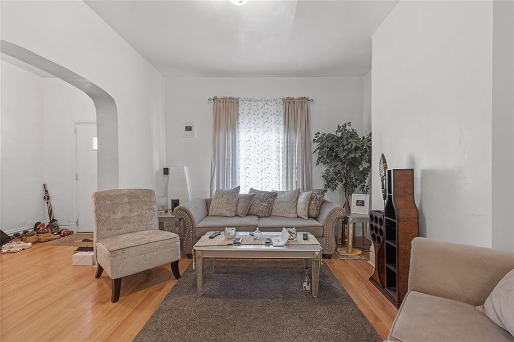 3124 Universal Street Pittsburgh, PA 15204 - Photo 15 of 30 a living room with furniture and a couch