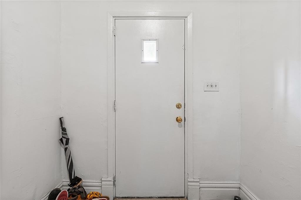 3124 Universal Street Pittsburgh, PA 15204 - Photo 7 of 30 a view of a room with gym equipment