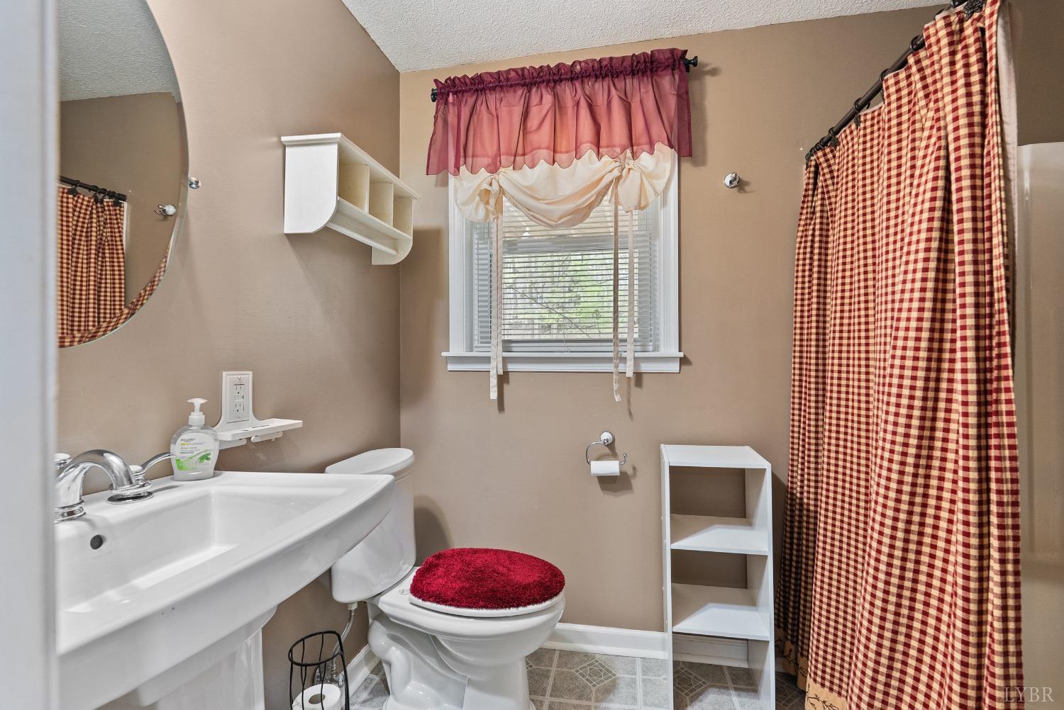 111 Declaration Terrace Forest, VA 24551 - Photo 32 of 44