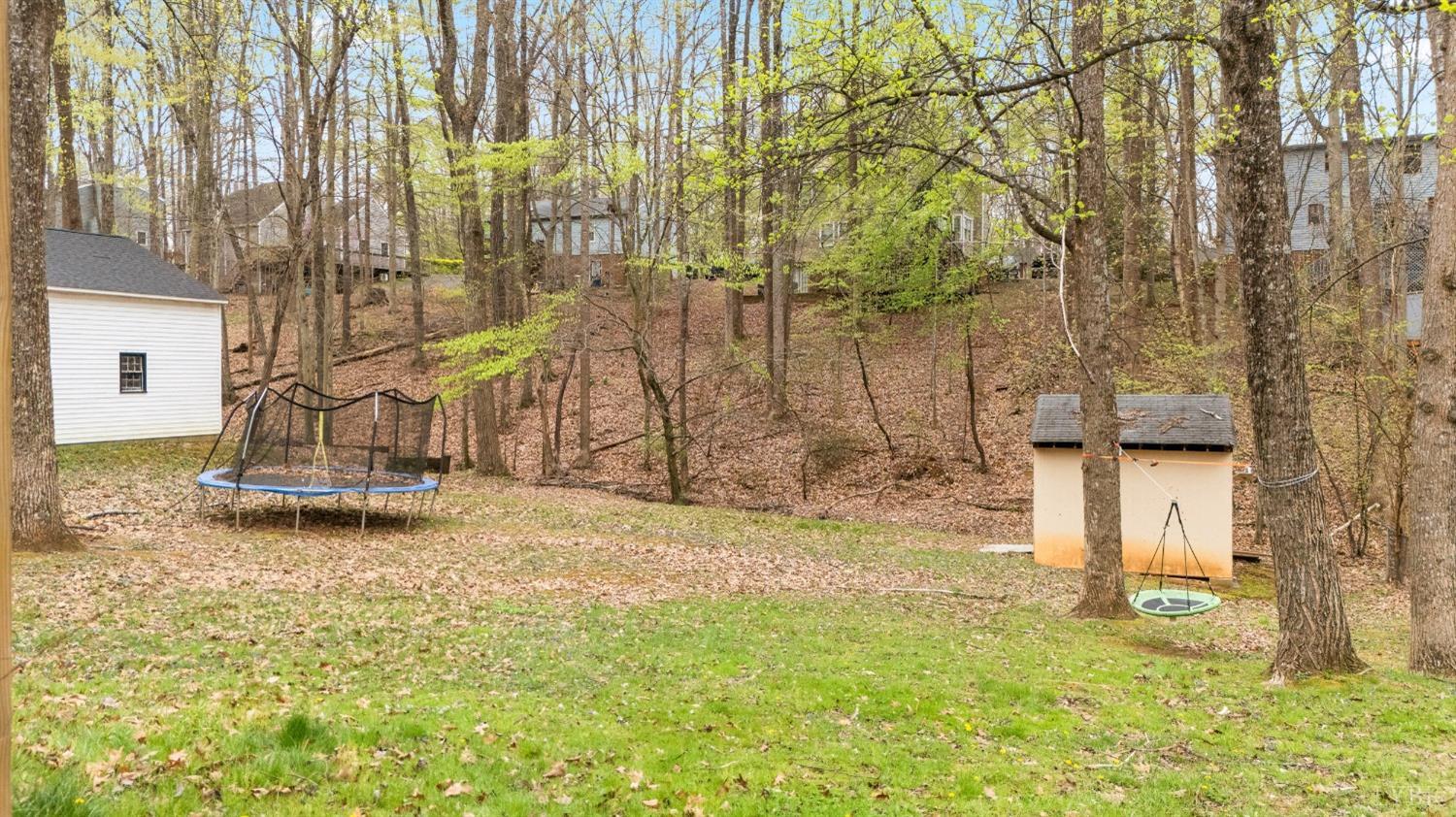 111 Declaration Terrace Forest, VA 24551 - Photo 39 of 44