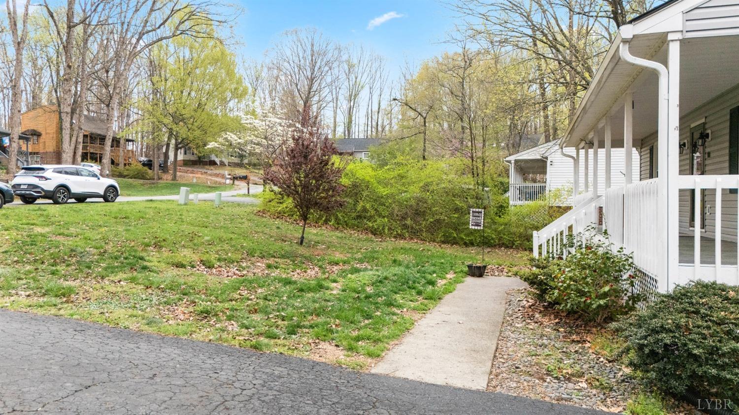 111 Declaration Terrace Forest, VA 24551 - Photo 8 of 44