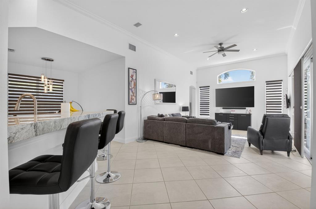 10078 Lexington Estates Boulevard Boca Raton, FL 33428 - Photo 12 of 49