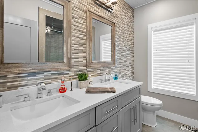 $1,500,000 | 2262 Brown Road, Van Buren, MO 63965