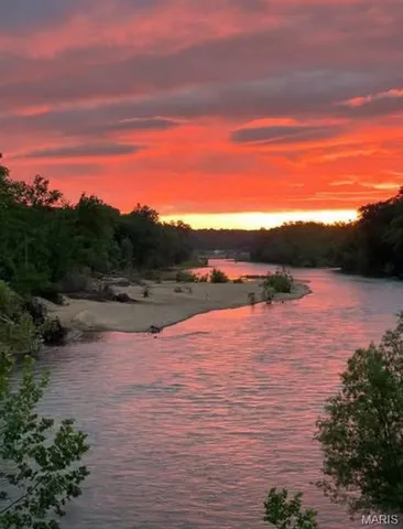 $1,500,000 | 2262 Brown Road, Van Buren, MO 63965