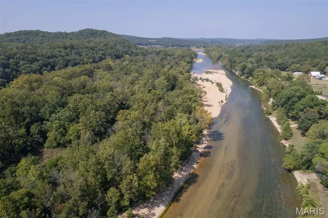 $1,500,000 | 2262 Brown Road, Van Buren, MO 63965