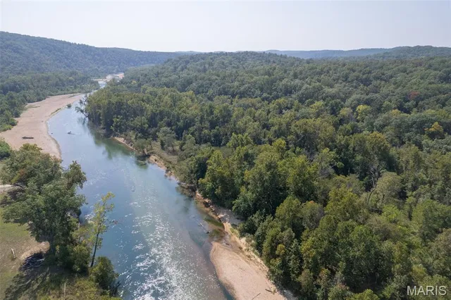 $1,500,000 | 2262 Brown Road, Van Buren, MO 63965