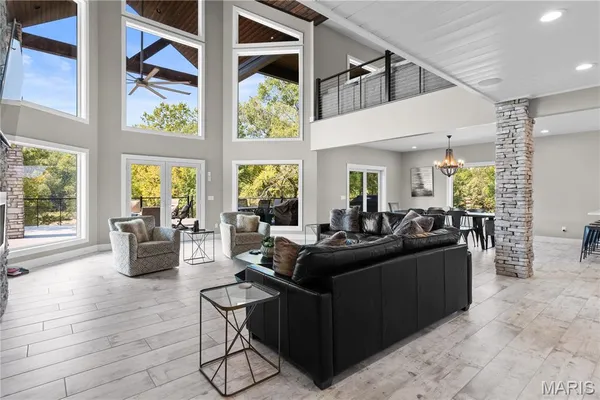 $1,400,000 | 2262 Brown Road, Van Buren, MO 63965