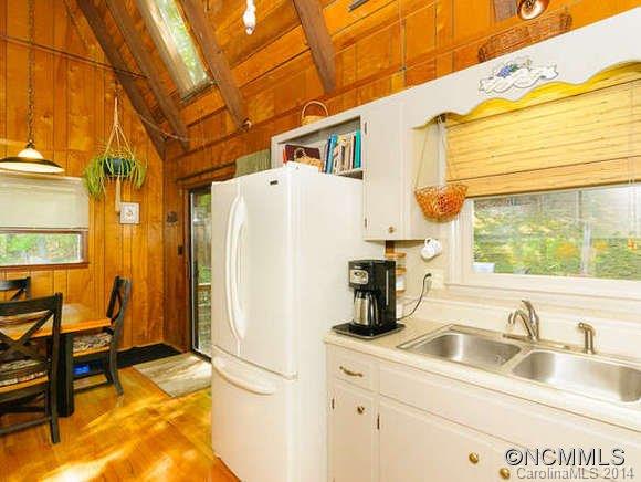 125 Harrison Hill Road Swannanoa, NC 28778 - Photo 13 of 24 Gallery Image 13
