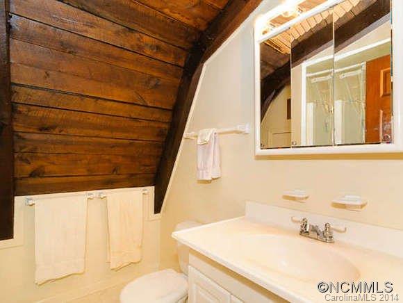125 Harrison Hill Road Swannanoa, NC 28778 - Photo 16 of 24 Gallery Image 16