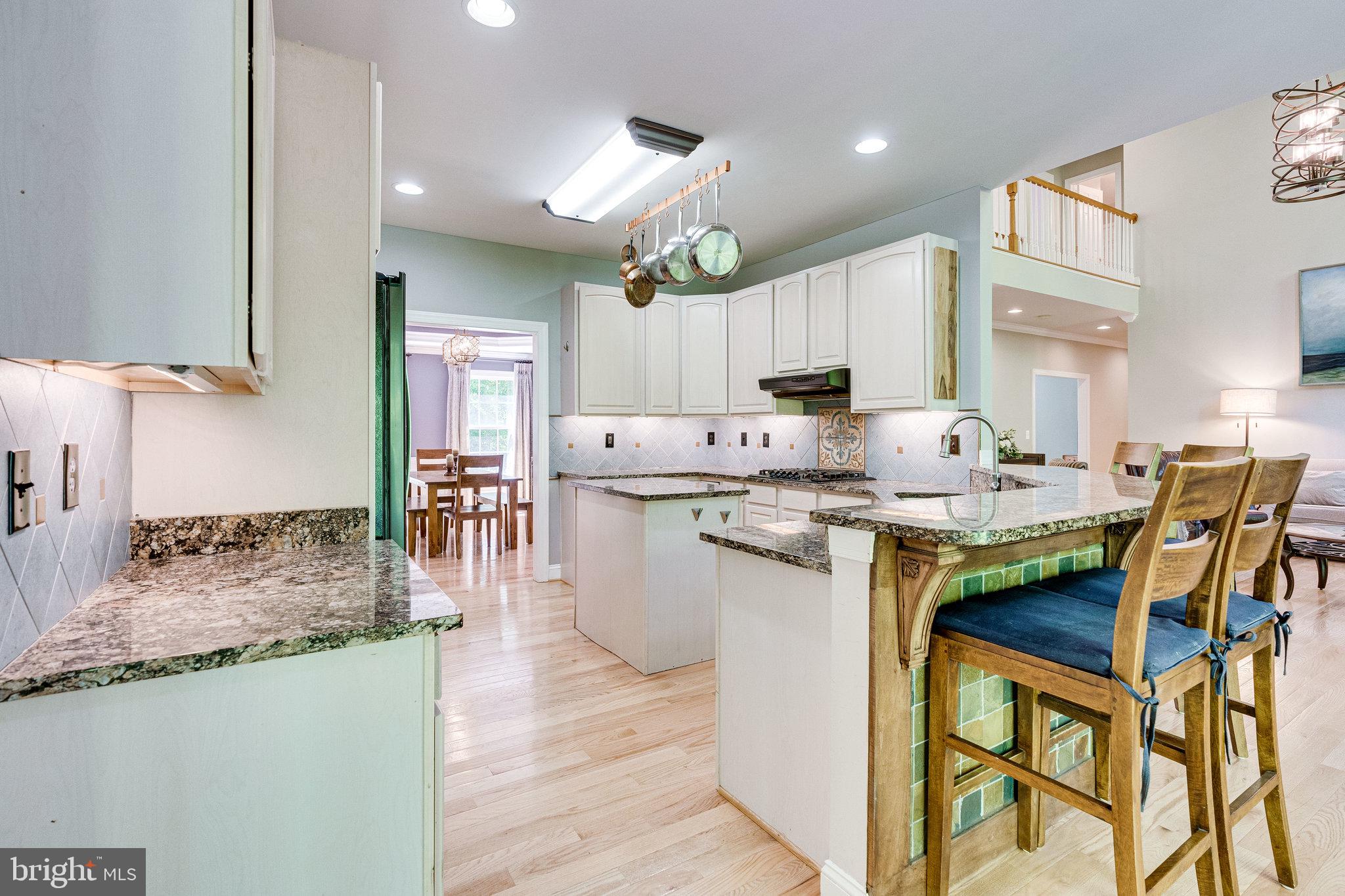 7802 Creekside View Lane Springfield, VA 22153 - Photo 19 of 107