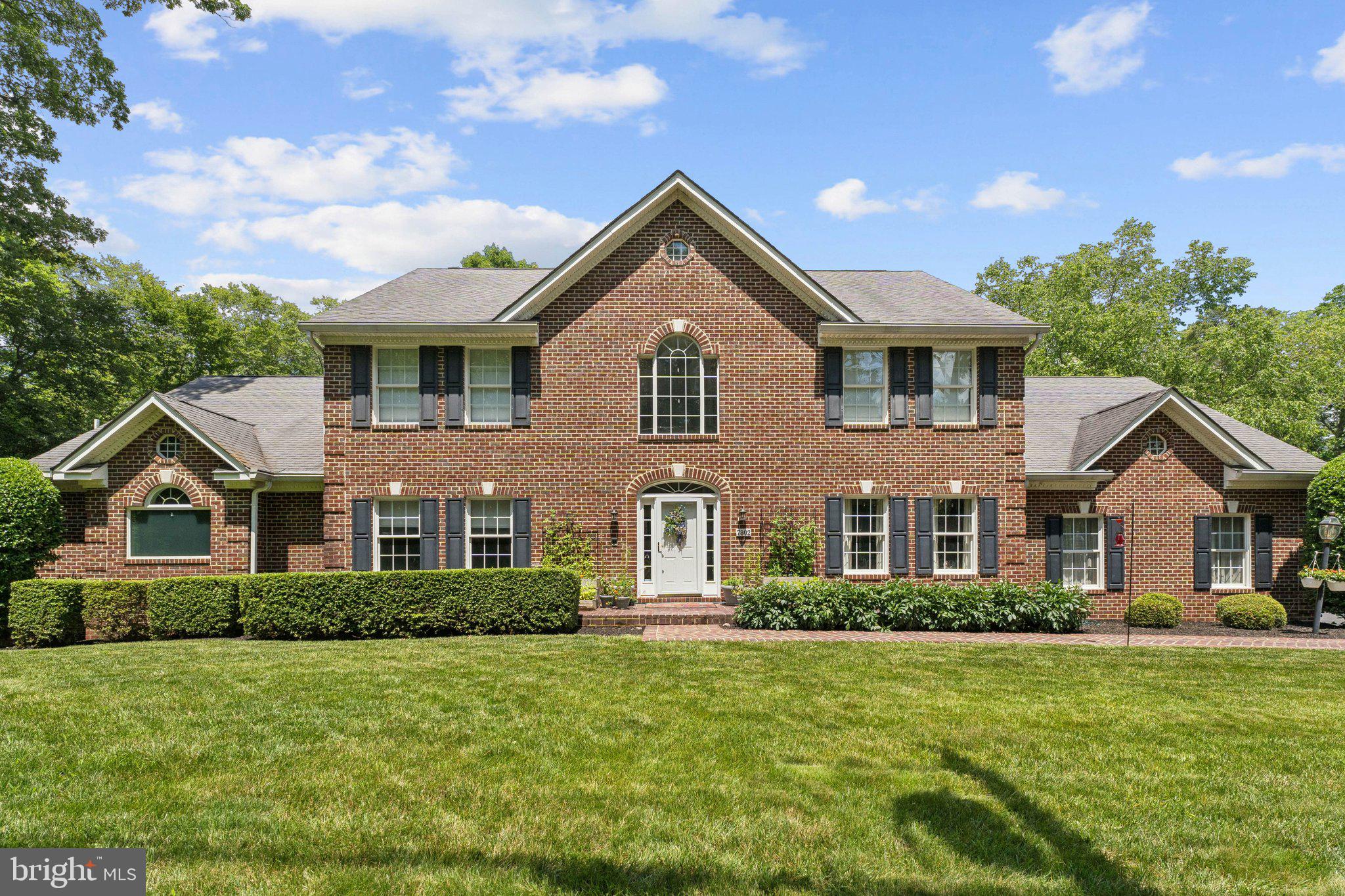 7802 Creekside View Lane Springfield, VA 22153 - Photo 2 of 107