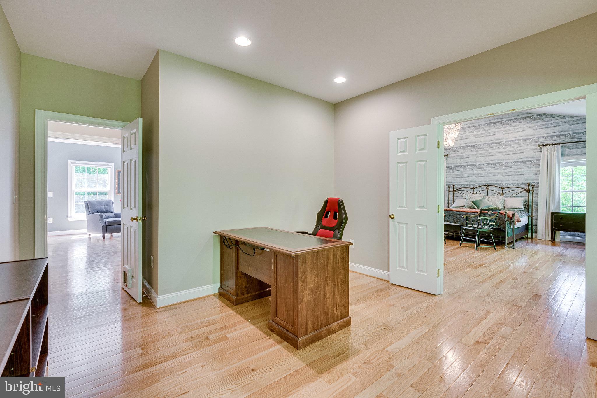 7802 Creekside View Lane Springfield, VA 22153 - Photo 37 of 107