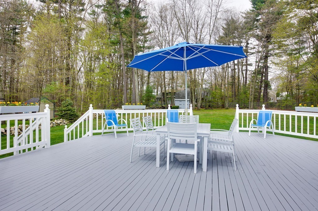 6 Joanne Road Burlington, MA 01803 - Photo 5 of 27 Gallery Image 5