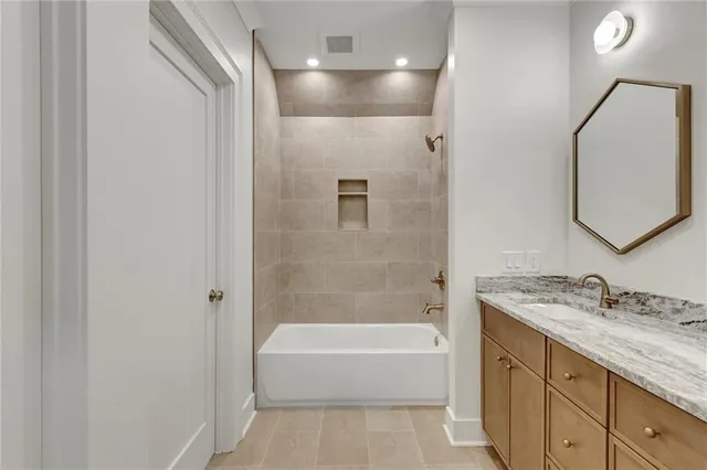 $750,000 | 720 Bradford Street Northwest, Gainesville, GA 30501